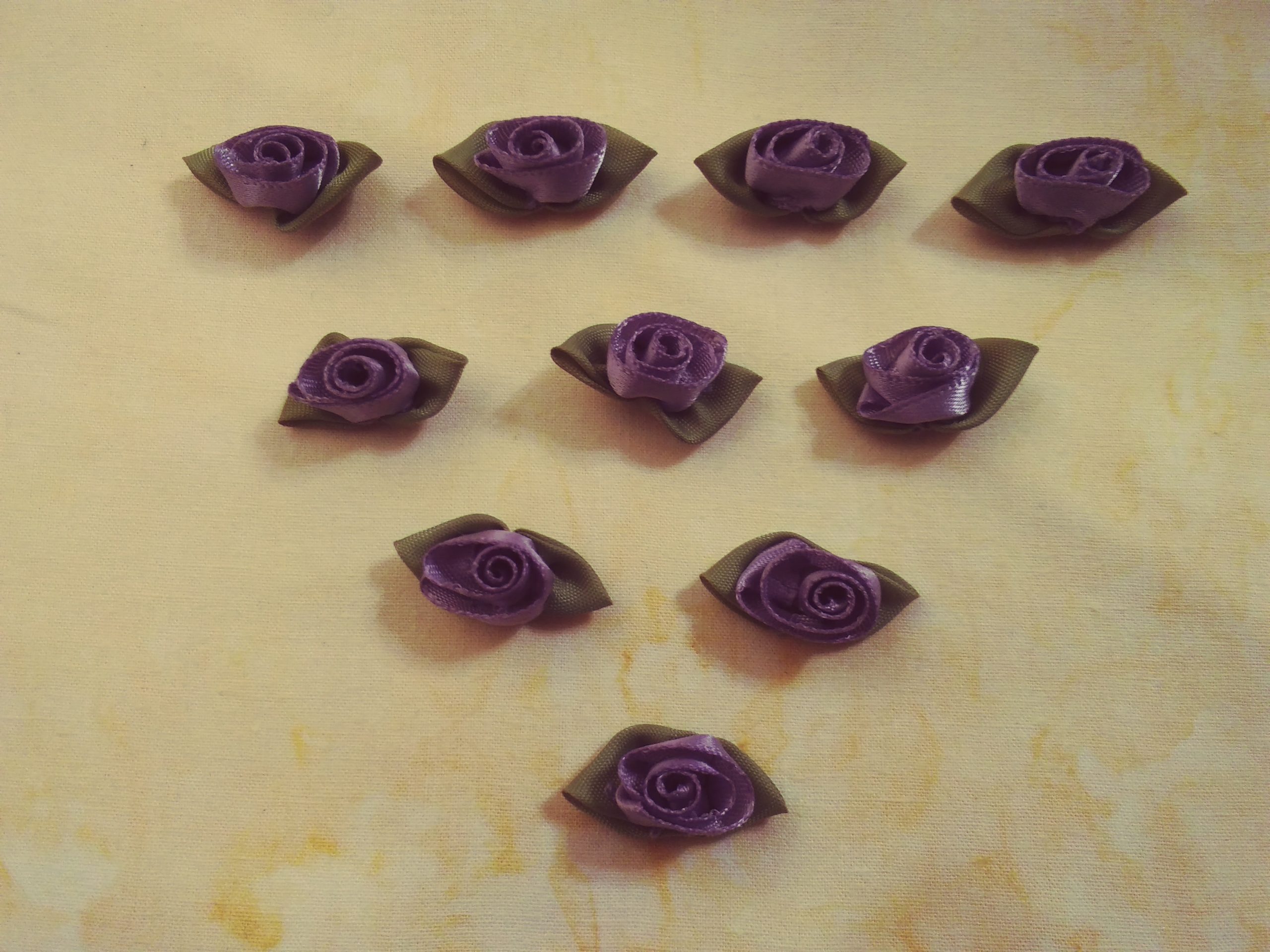 RIBROS-430 – 5/8″ Light Orchid Satin Ribbon Roses and Olive Leaves – Set of  6 – FW –